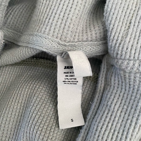 Skims 2-piece Waffle Knit Jacket & Legging Set - Picture 4 of 7